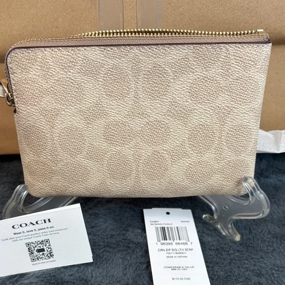 Coach Cream and Tan corner leather monogram Wristlet nwt! - Picture 4 of 5